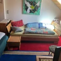 gemütliches Zimmer in Winningen mit Garten-, Küchennutzung und Arbeitsplatz, Hotel in Winningen