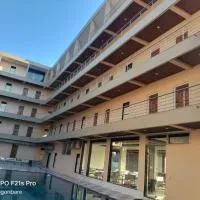 Saisha Palace Hotel, Ganpatipule: Ganpatipule şehrinde bir otel