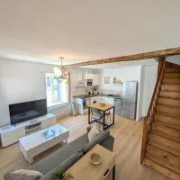 La Tour - Appartement rénové, calme et confortable, готель у місті Vertrieu