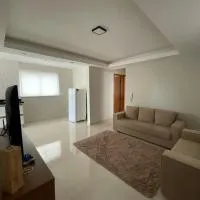 Apartamento em Poços - Varanda com Churrasqueira, hotel v destinácii Poços de Caldas