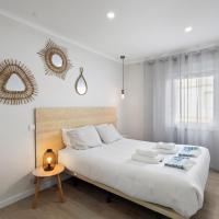 Best Houses 07 - Village House in front of the Beach, готель у місті Пеніші