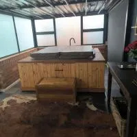 House of Nyibiba, hotel in Vosloorus
