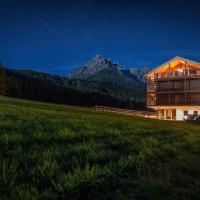 JOAS natur.hotel.b&b, hotel di San Candido