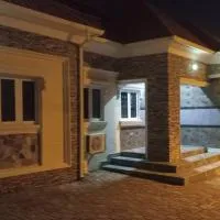 Miriya apartments, viešbutis mieste Abudža