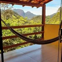 Chalé Studio Garden , piscina, churrasqueira, roupa de cama e banho, hotel em Lumiar