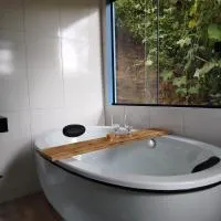Chalé Studio Haven, microcasa com Mezanino e banheira, hotel v destinácii Lumiar
