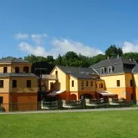 Hotel Střelnice, ξενοδοχείο σε Teplice nad Metuji