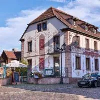 The Originals Boutique, Hôtel La Ferme du Pape, Eguisheim، فندق في اجويشيم