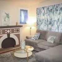 Charming 1 BR Apt 6 miles from Downtown!, hotel u gradu 'Cincinnati'
