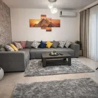 Luxurious 3-Bedroom Apartment in Madinaty, Cairo, hotel v destinaci Madinaty