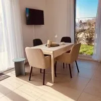 Modern Apartment Near Geneva, CERN, UN & Nature, hotel a Ornex