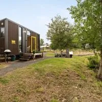 Brookbank by Tiny Away, hotel u gradu Neerim South