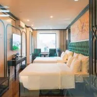 D'Lux Hotel, hotel u Hanoju