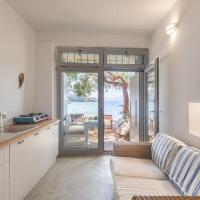 Casa del Mar Milos - on the beach, hotel a K&aacute;stron