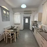 Central & Cozy of Apeiranthos, hotel u gradu Apérathos