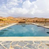 Viesnīca Be Nomad Agafay Camp pilsētā El Karia