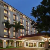 Embassy Suites by Hilton Arcadia-Pasadena Area, hotel Arcadiában