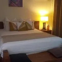 Appartement duplex F2, hotel em Koné