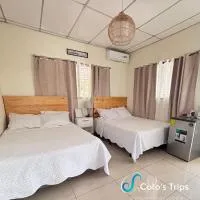 Casa 911 Habitación privada céntrica San Salvador، فندق في سان سلفادور