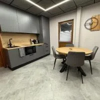 BRIVIBAS RESIDENCE - EAST / WEST, free PRIVAT parking, free WIFI, self check-in, hotel Rigában