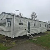 52 The Cedars Southview Holiday Park, hotelli kohteessa Winthorpe