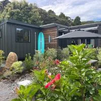 Beach Bach Whangaumu Bay Tutukaka โรงแรมในตูตูคาคา