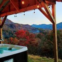 Peace of Heaven, Modern Chic Cabin, Majestic Mountain Views, Hot Tub, Fire Pit, Outdoor Games, Close to Town, hotel en Bryson City