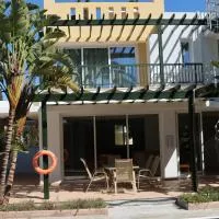 Twin Palm Villa, hotel u gradu 'Meneou'
