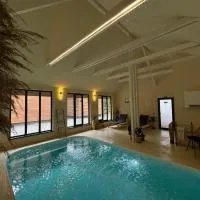Apusenity Resort I Piscină Interioară & Cabane în Natură, hotel di Cluj Napoca