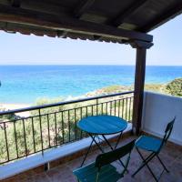 Fava's Villa on the Rocks, хотел в Вурвуру