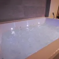 Vinatea Suites con jacuzzi privado en el centro de Morella, хотел в Морела
