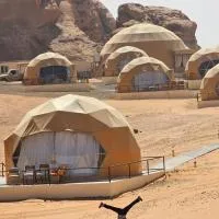 Rina Luxury Camp, hotel en Wadi Rum