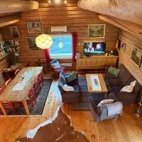 Nice log house close to Lillehammer and Sjusjøen, hotel u gradu 'Haugen'