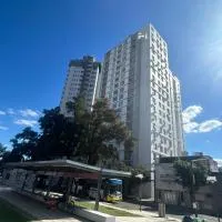 Dpto dos dormitorios con cochera para auto o camioneta a metros de Bv Pellegrini, hotel v mestu Santa Fe