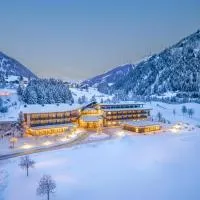 Defereggental Hotel & Resort, hotel u gradu 'Sankt Veit in Defereggen'