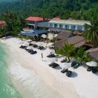 WHITE SAND ARK RESORT, hotelli kohteessa Koh Rong Island