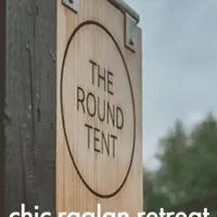 The Round Tent Raglan, hotel em Raglan