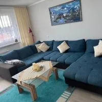 Apartment 4 rooms 'Bauer', хотел в Korfantów