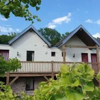 Chambres de séjour et Brasserie du Coiroux, hotel en Aubazines