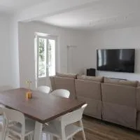 Villa Serena - Luminor Apartment, hotel a Tirrenia