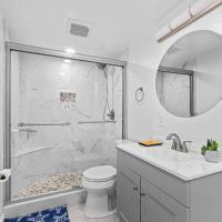 Oceanfront Beach Condo, Pool, Gym, Fishing Surfing, hotel Virginia Beachben