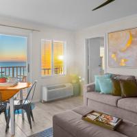 Oceanfront Beach Condo, Pool, Gym, Fishing Surfing, hotel en Virginia Beach