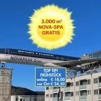 NOVAPARK Flugzeughotel Graz, hotel em Graz