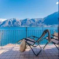 Alba on Lake Como by Rent All Como, хотел в Сала Комачина
