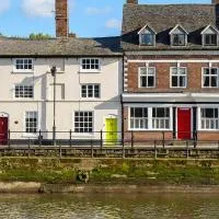 Riverside Georgian House Bewdley Sleeps 6, отель в городе Беудли