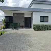 Casa Vista Bela em Bezerros 4 qts com ar 10 pessoas, hotel a Bezerros