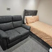 Double En Suite Room Newcastle Upon Tyne, hotell i Derwent Haugh