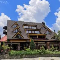 Hotel Sumski Feneri، فندق في Trnovo