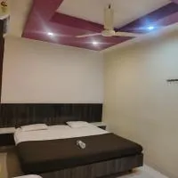 Tuljapur में, होटल PB Bhakt Niwas