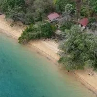 The Woods Beachfront Tent: Ko Yao Noi şehrinde bir otel